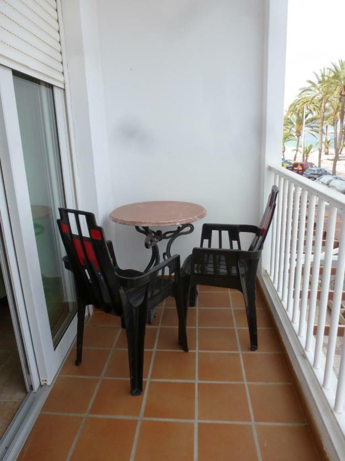 Hostal Cortes Garrucha Buitenkant foto