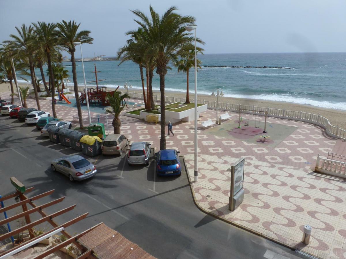 Hostal Cortes Garrucha Buitenkant foto