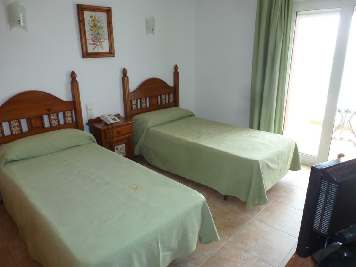 Hostal Cortes Garrucha Buitenkant foto