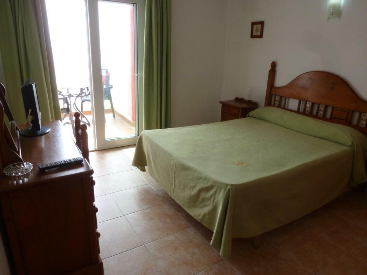Hostal Cortes Garrucha Buitenkant foto